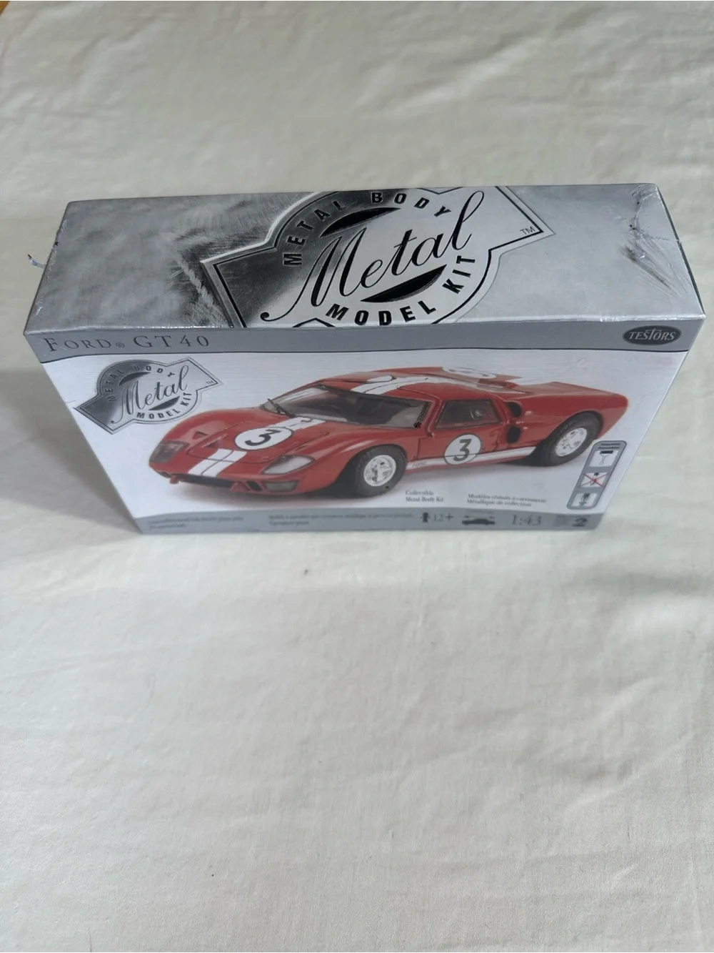 NIB Testors Ford GT40 Metal Body Model Kit Vintage 1:43 Scale